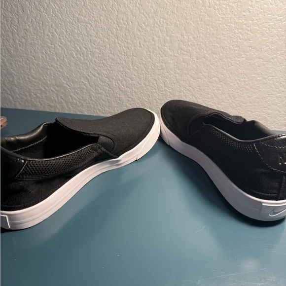Nike Black Slip-On Sneakers - Picture 5 of 6